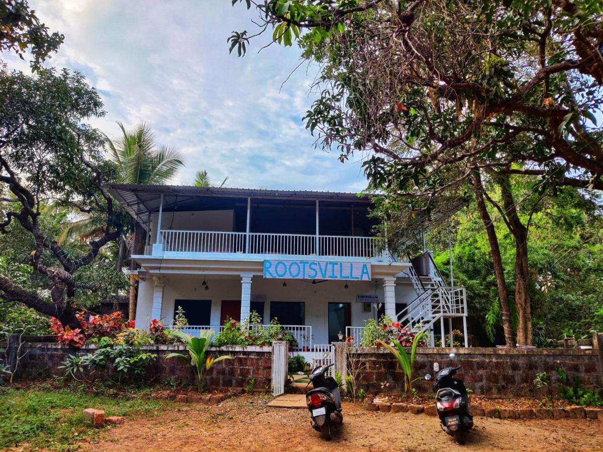 Rootsvilla Vagator - Longstays, Coworking Backpacker'S Hostel ภายนอก รูปภาพ